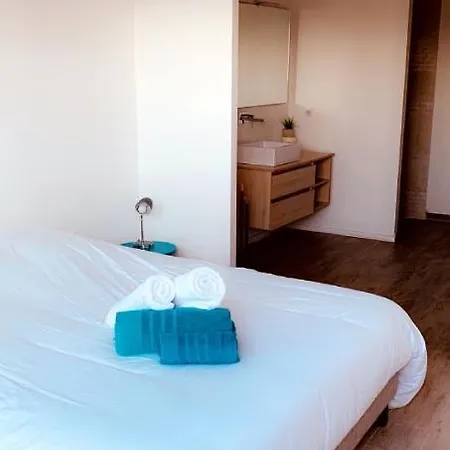 Pure Mare Bonifacio Villa